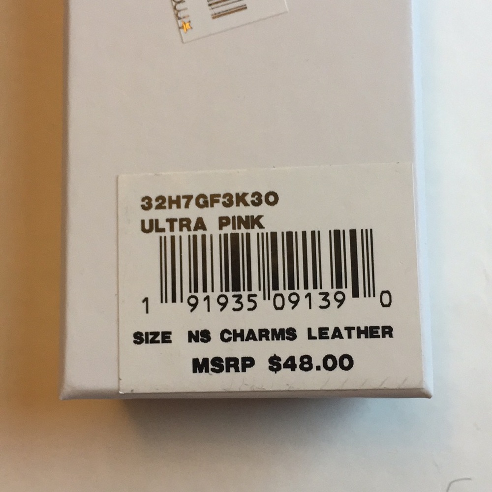 NWT MICHAEL KORS ULTRA PINK LEATHER LOVE CHARM - Picture 4 of 5